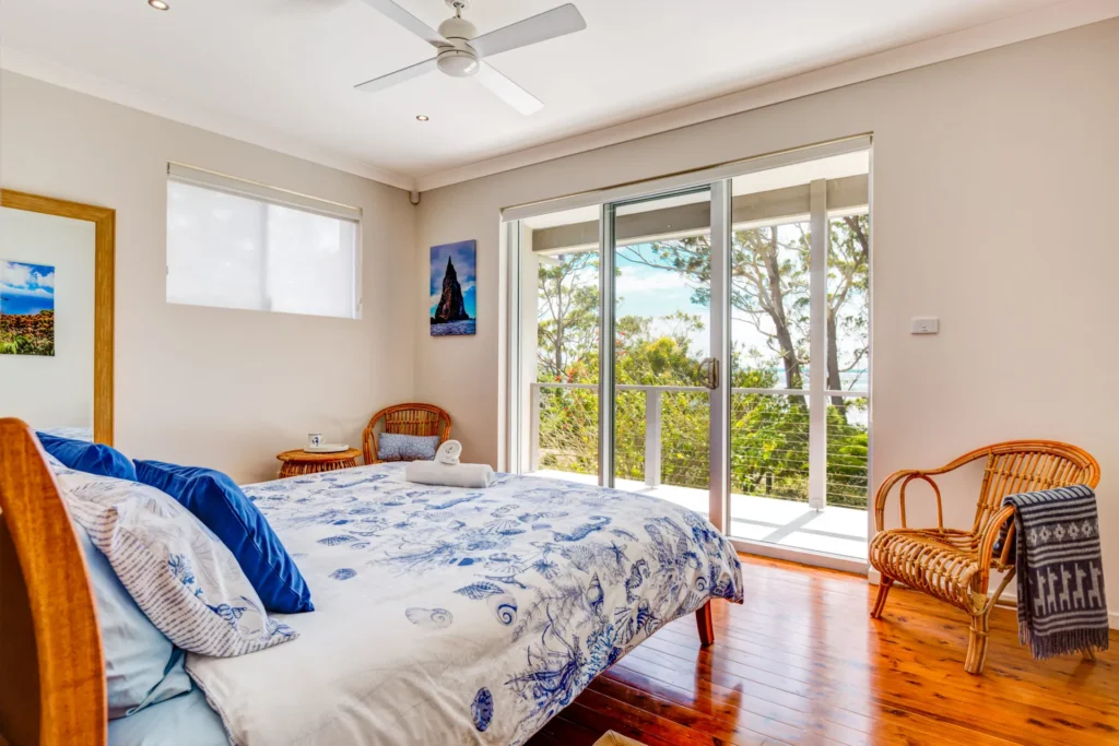 Pet-Friendly Accommodation in Vincentia - Harlequin Beach House, Vincentia 1