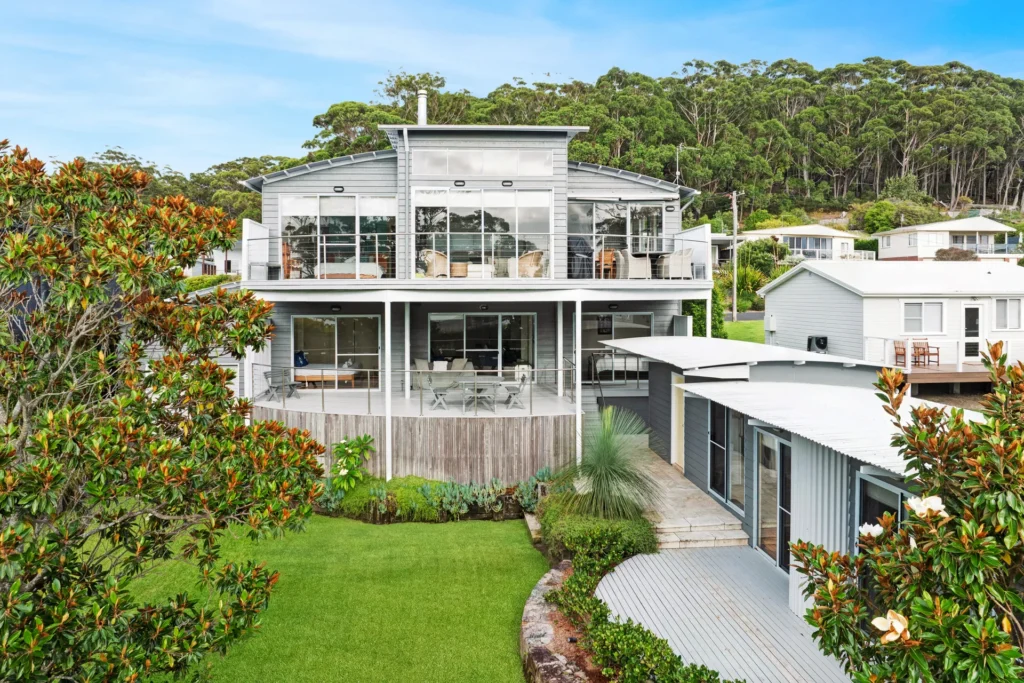Multi-level exterior of Hyams Reflections with large balconies
