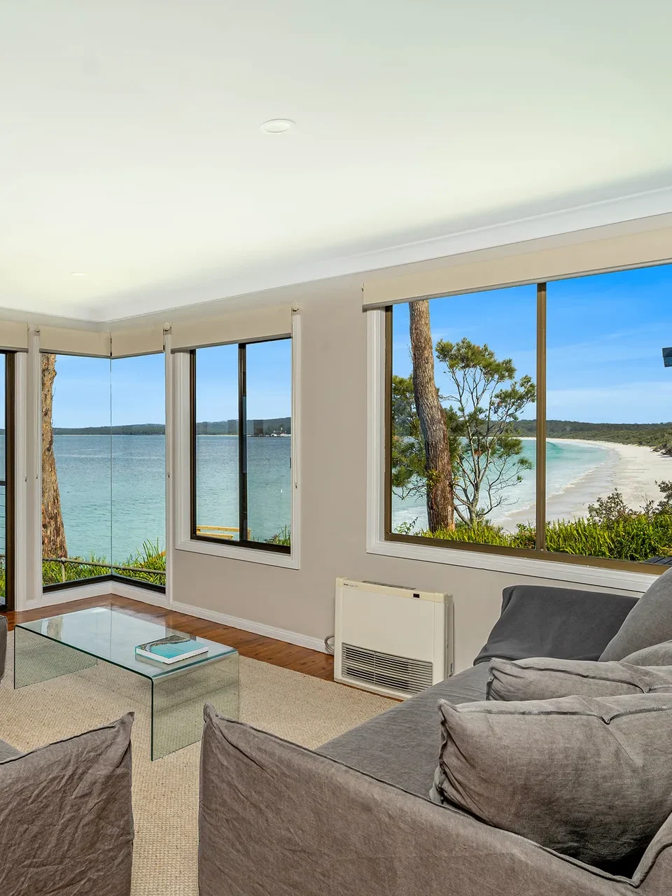 Living room with panoramic ocean views at Scarborough