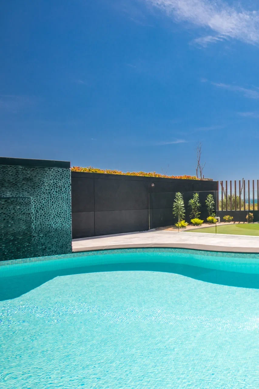 Private swimming pool - luxury accommodation in Vincentia