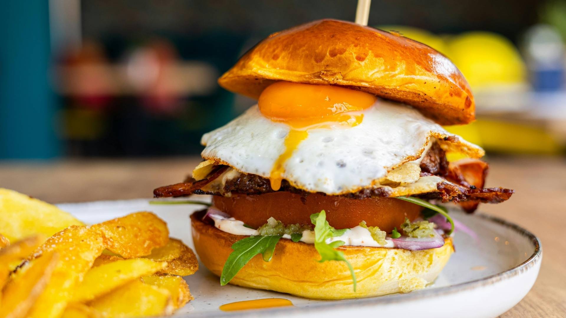 bacon eggs sandwich in Phoebe’s Kitchen