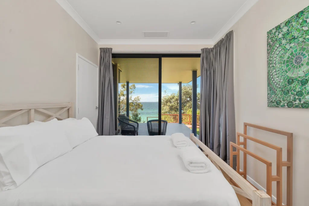 modern setting for luxury bedroom