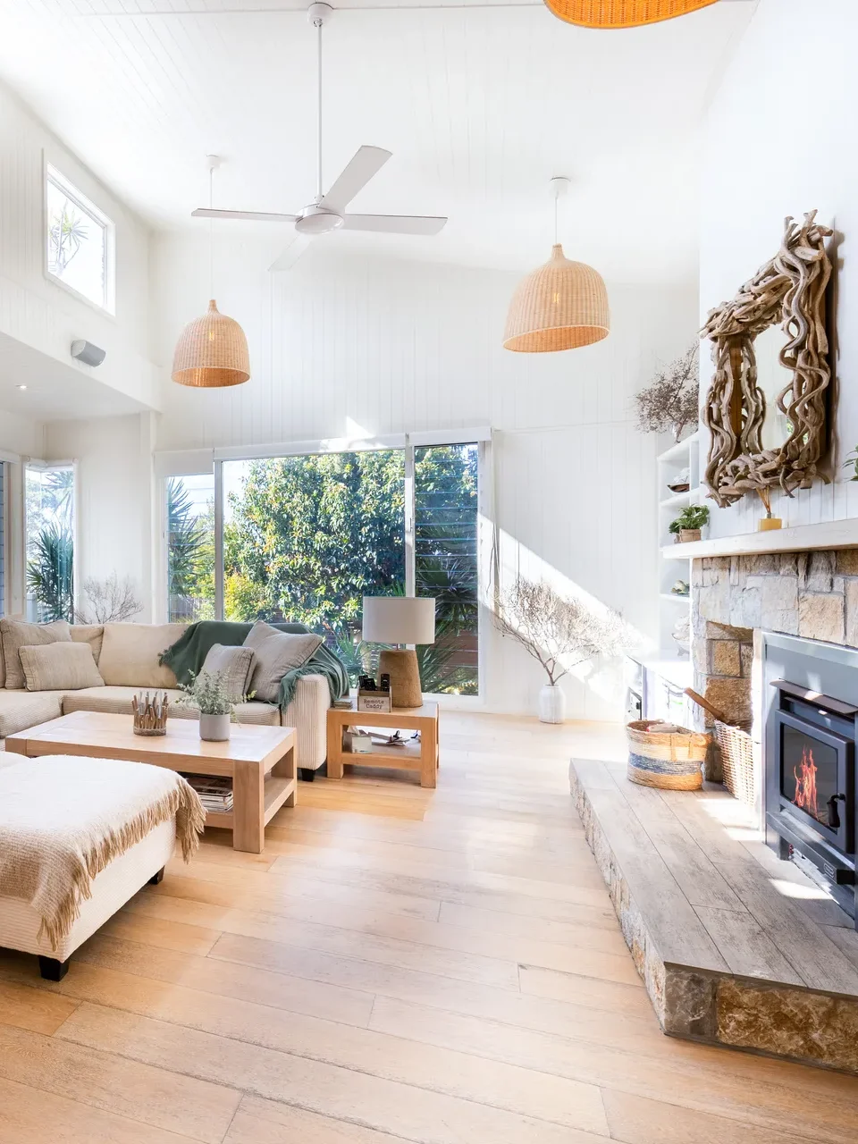 spacious living room with high ceilings in hyams beach