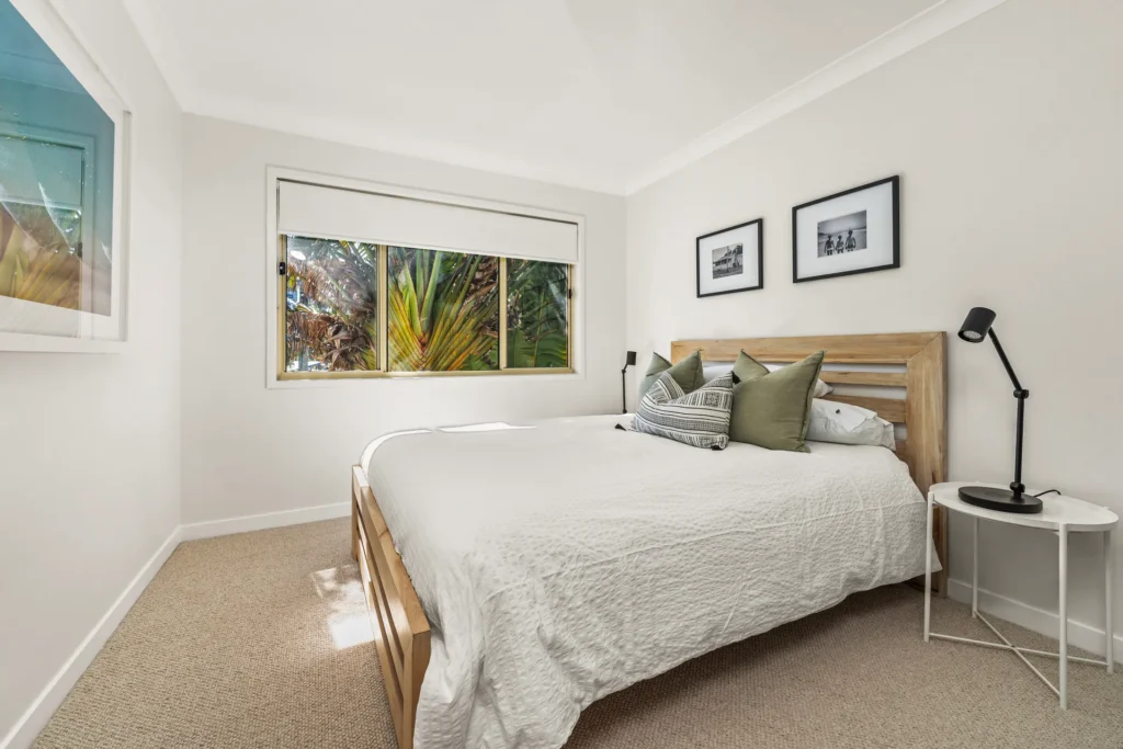 queen size bedroom accommodation
