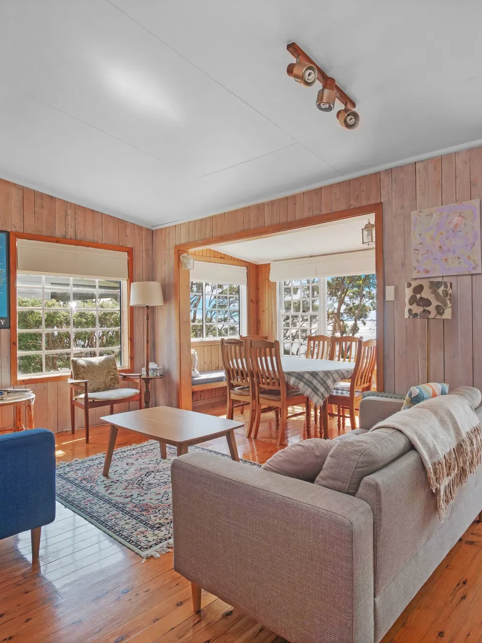 relaxed living room in Rowse house hyams beach
