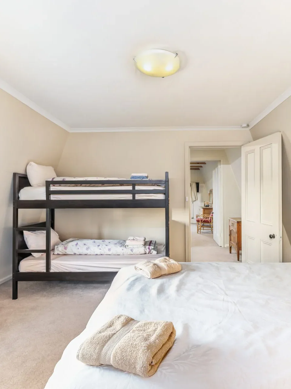 bedroom layout for family at hyams beach