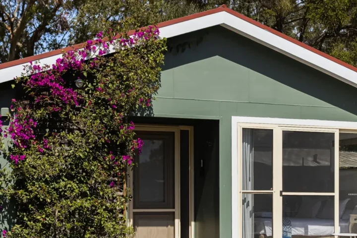 Vintage-style exterior of Tapalla Point at Huskisson