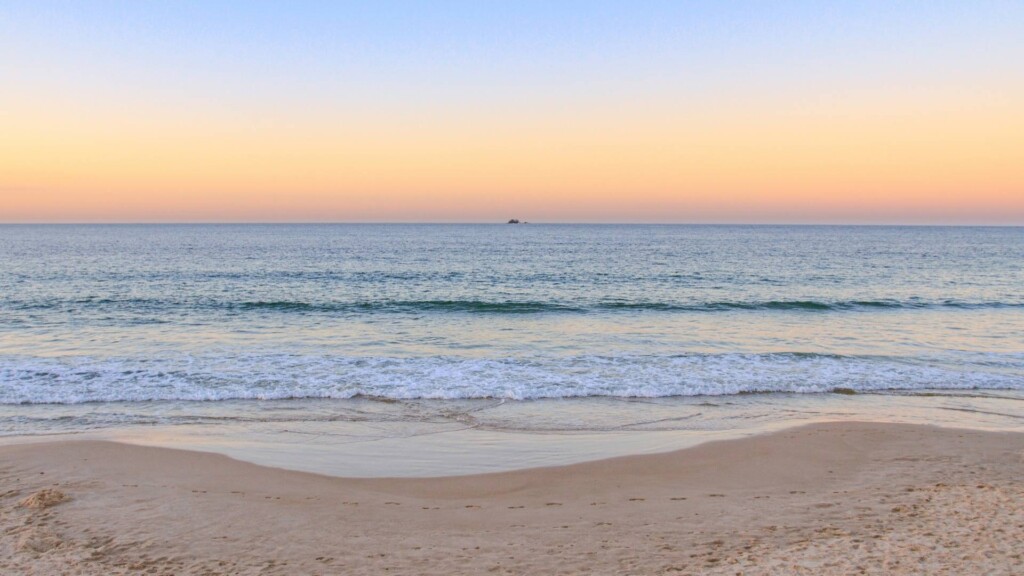 Warrain Beach