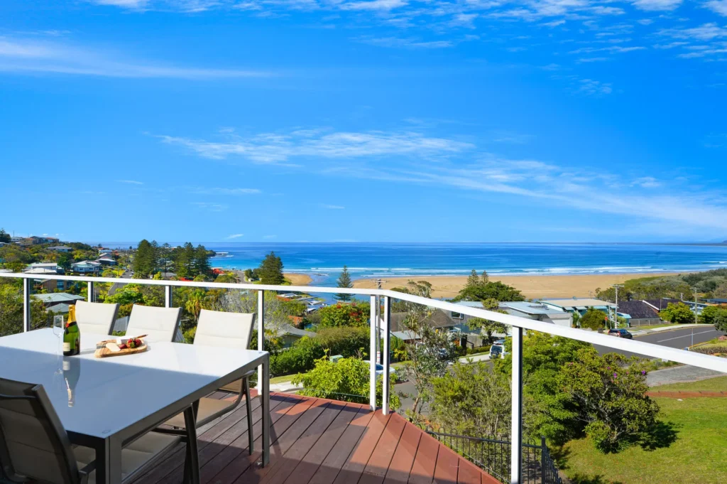 Jewel of Gerroa, Gerroa