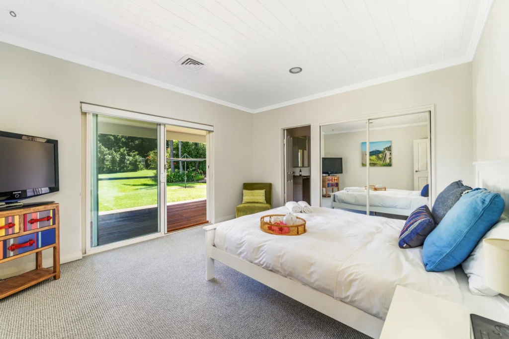 poolside accommodation in berry
