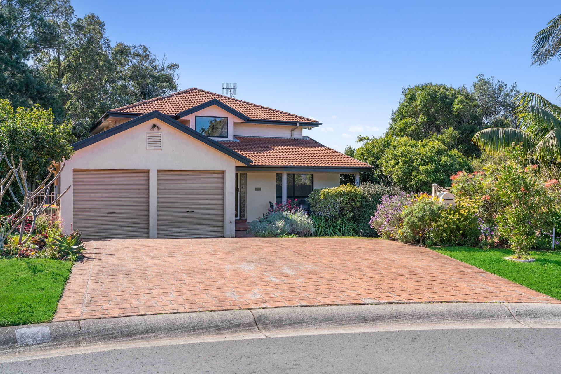 Maple House, Gerringong The Holidays Collection